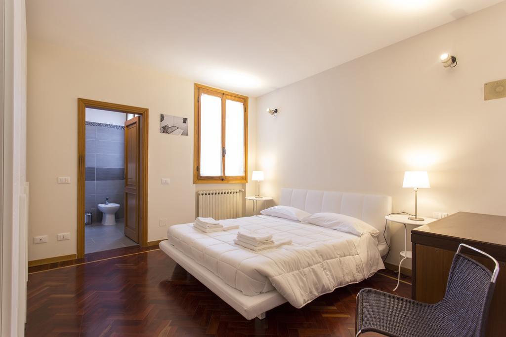 Residenza Ariosto Depandance By Studio Vita Bologna Phòng bức ảnh